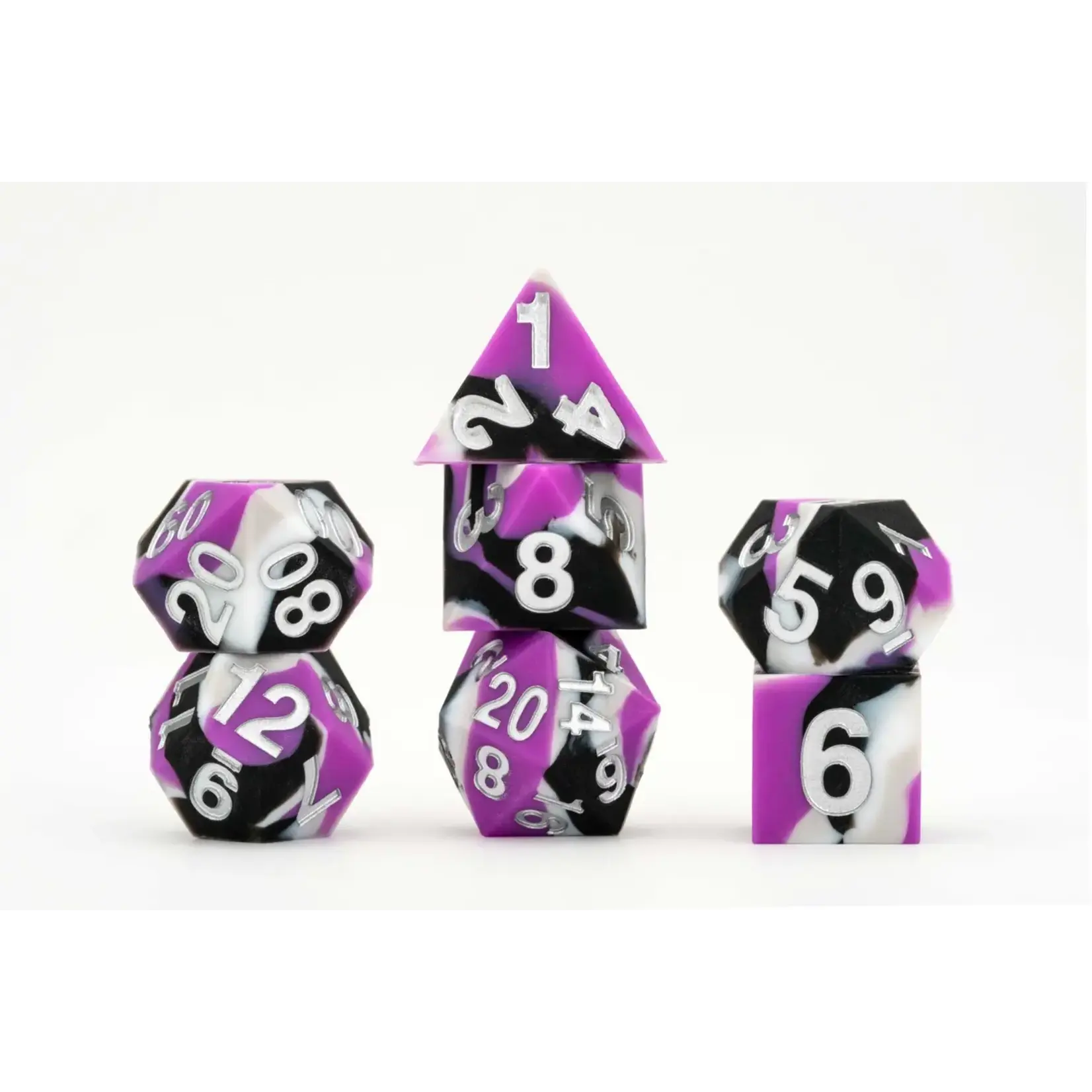 7-Die Set 16mm: Pride Asexual